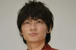 綾野剛vsガーシー直接対決！怖すぎる脅迫内容とは