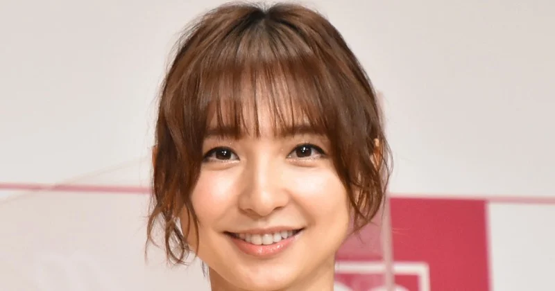 【ドロ沼離婚その後】篠田麻里子は現在何してる？娘の親権や収入源は？